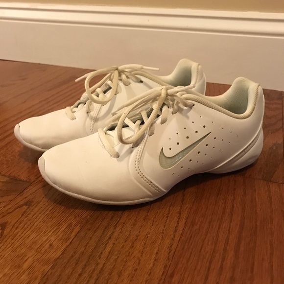 nike sideline iii